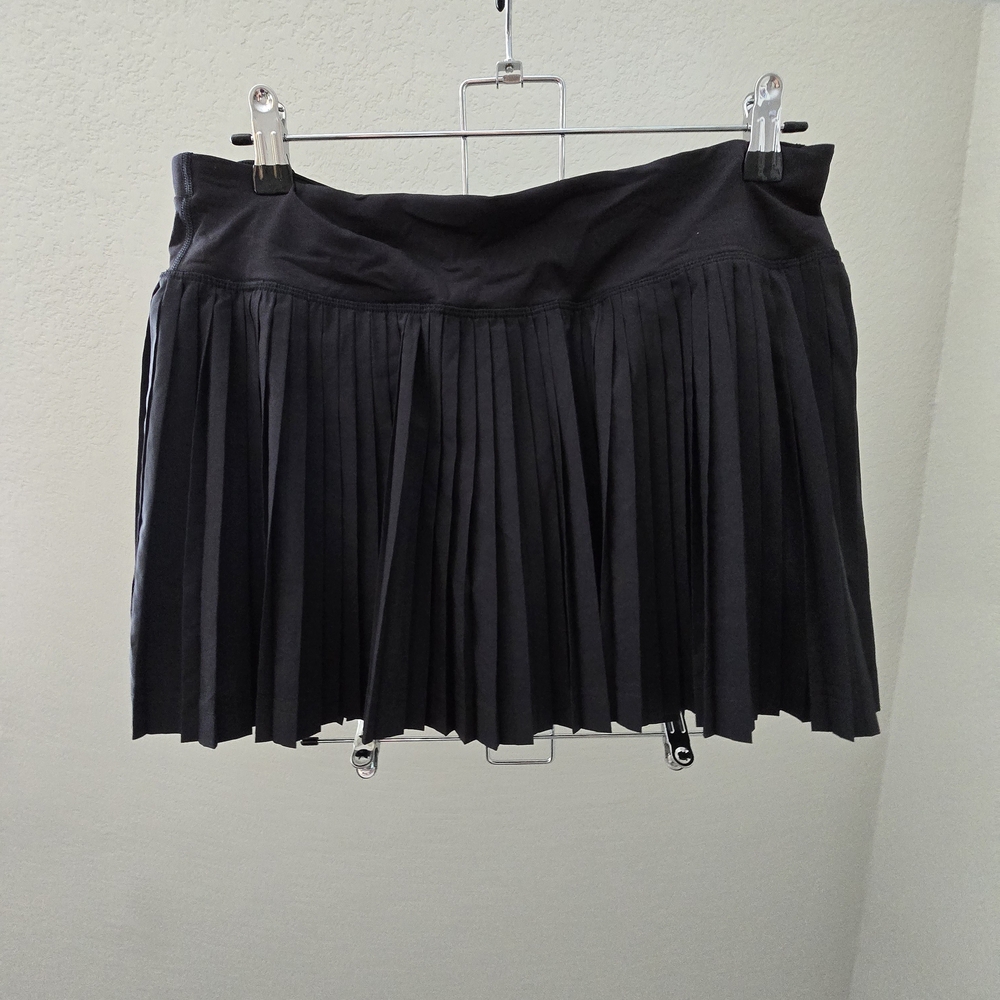 lululemon athletica Black Pleated Mini Skirt